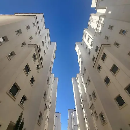 Escape To 아파트 *